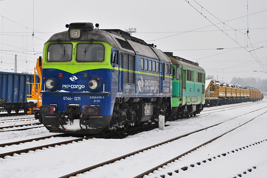 ST44-1211