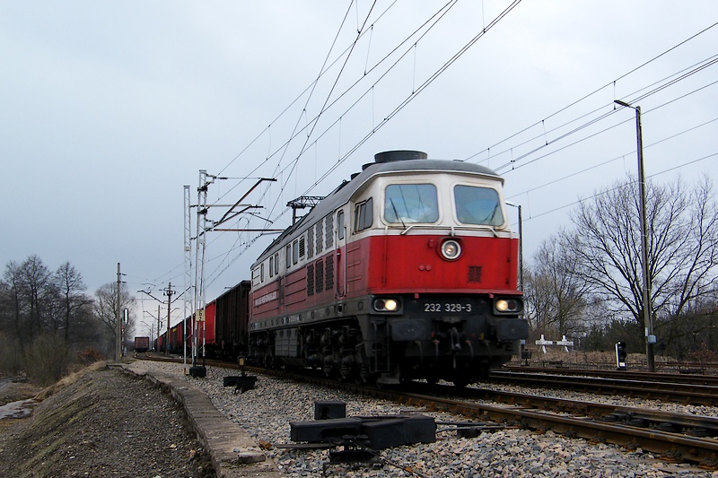 232 329-3