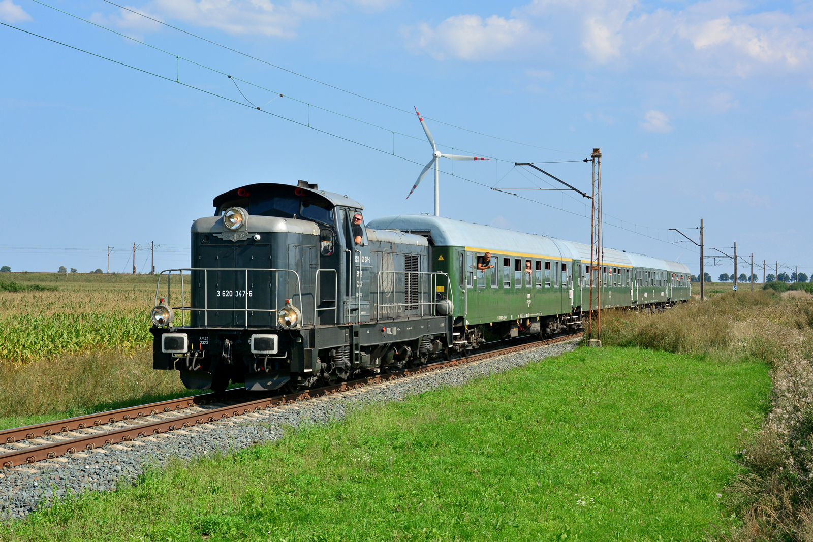 SM42-2323