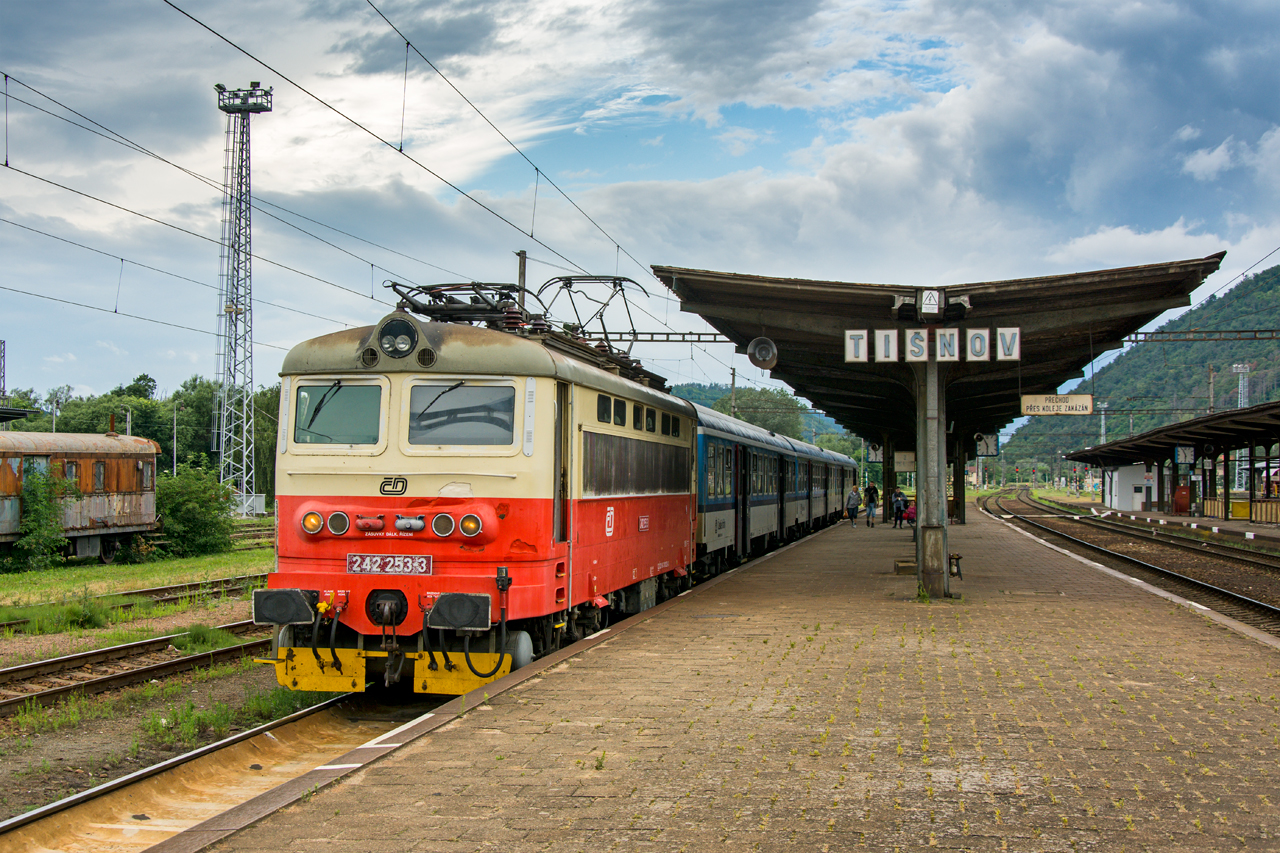 242 253-3