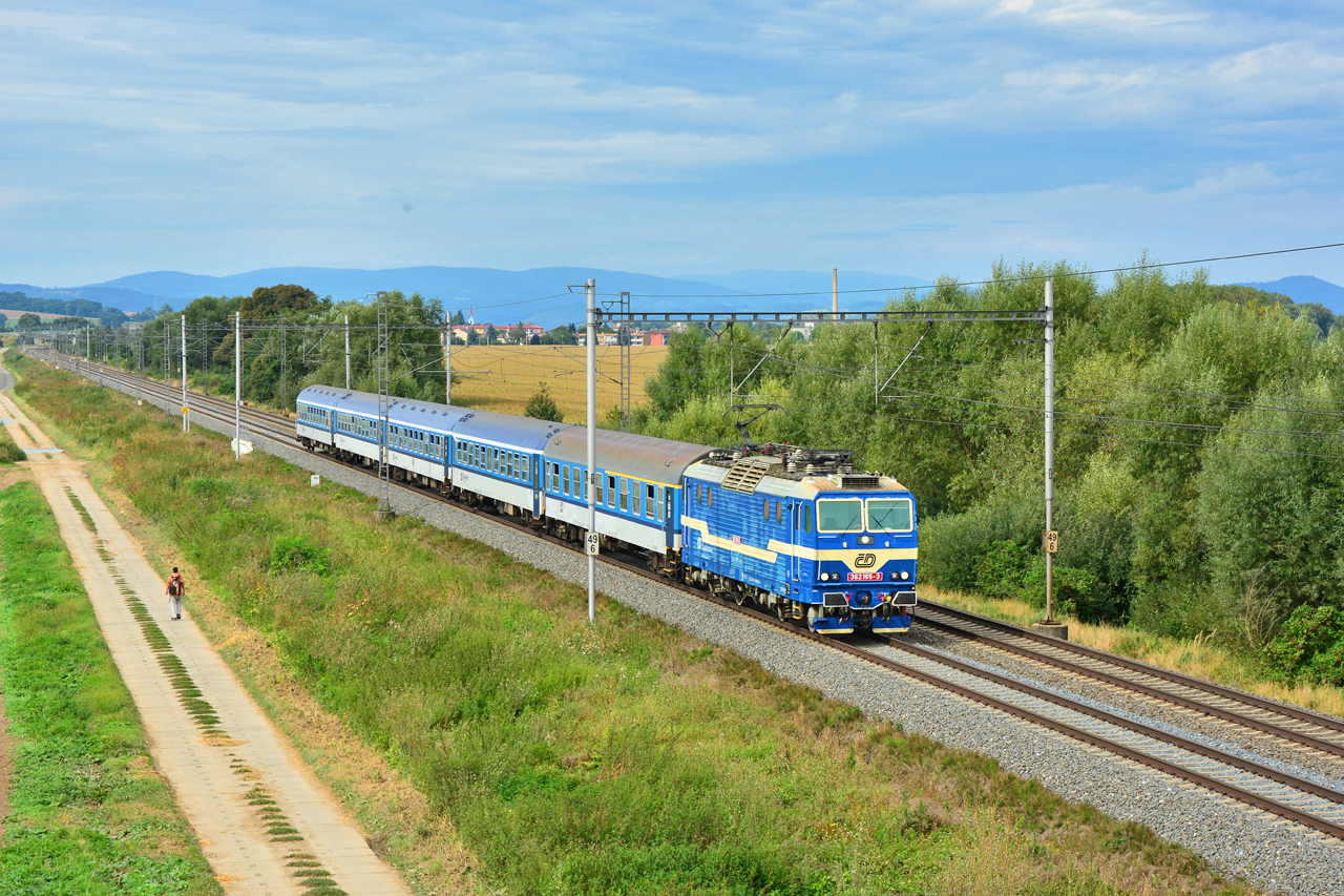 362 165-3