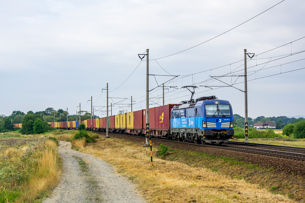383 002-3