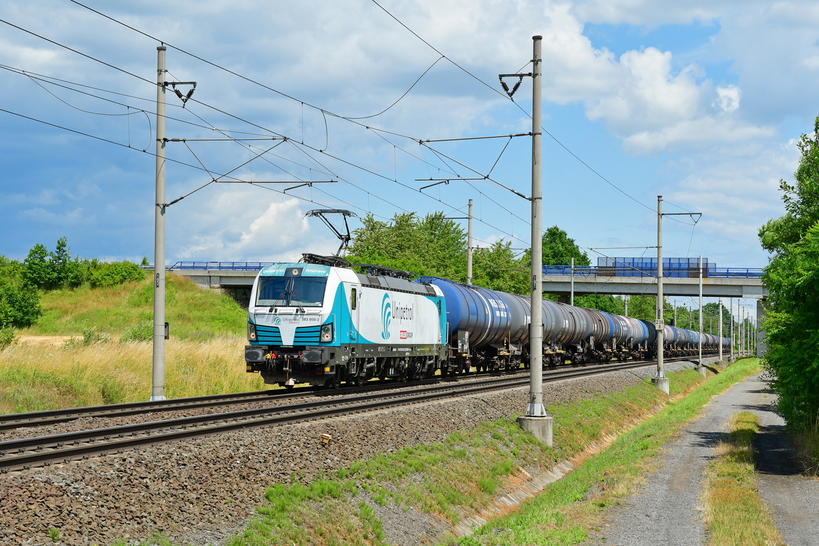 383 050-2