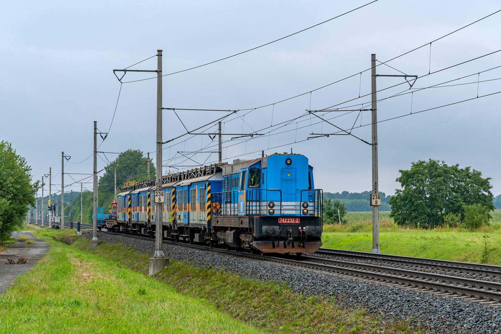 742 232-4