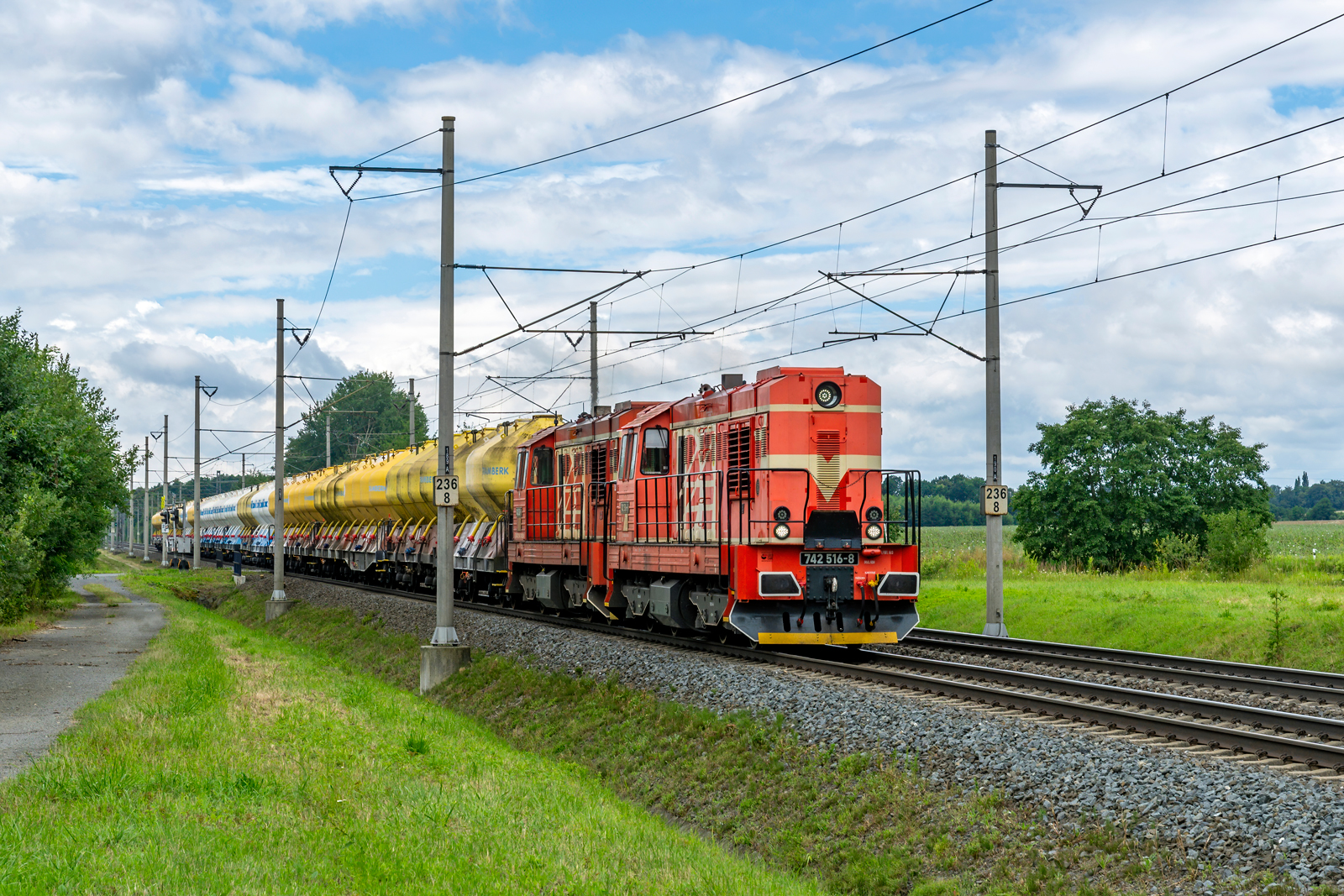 742 516-8