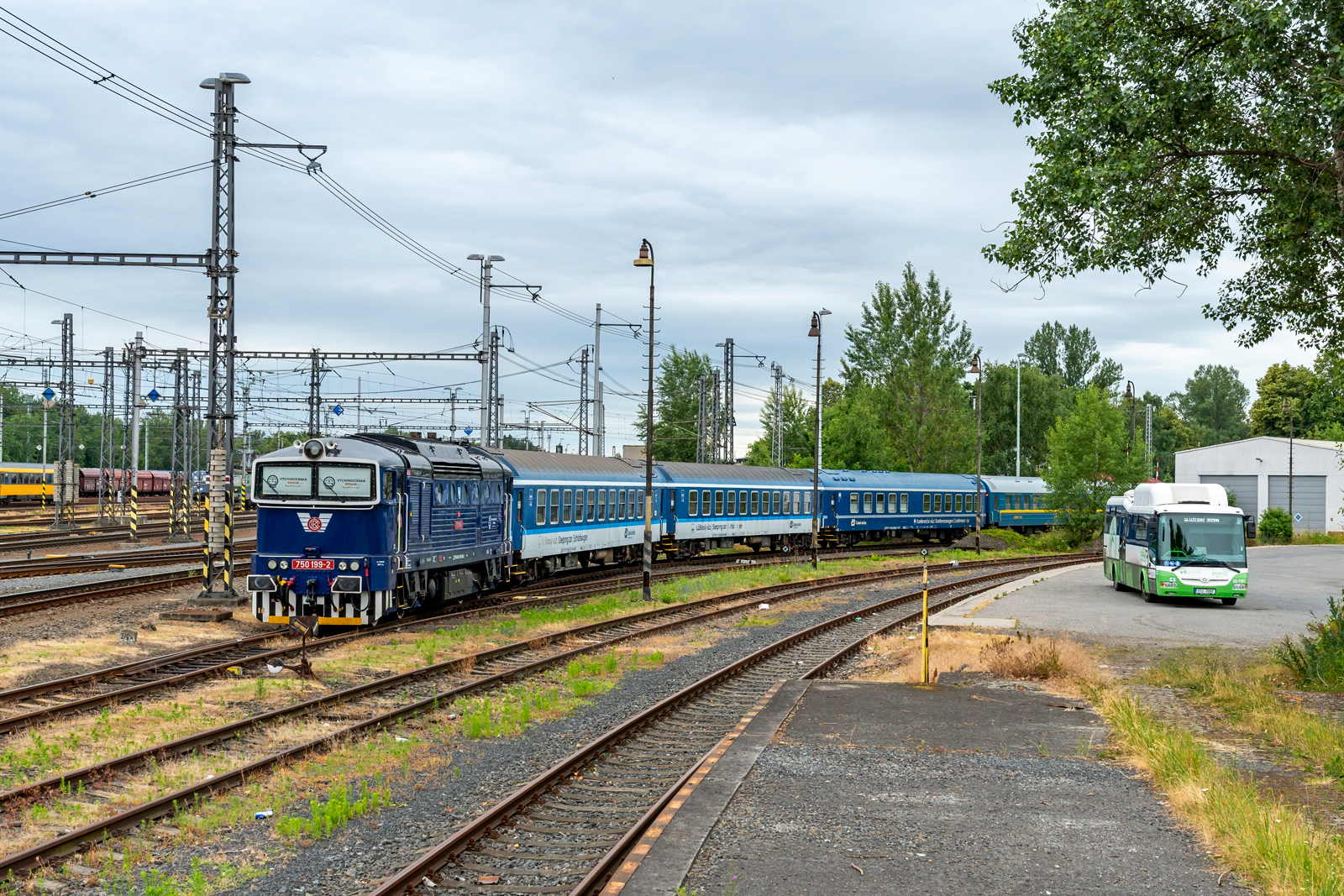 750 199-2