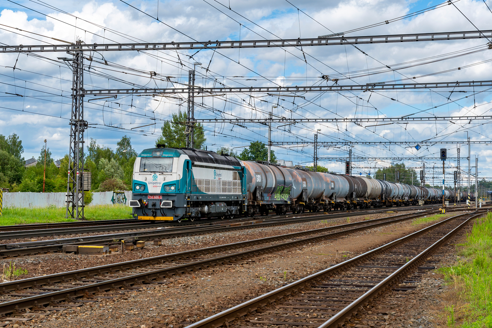 753 606-3