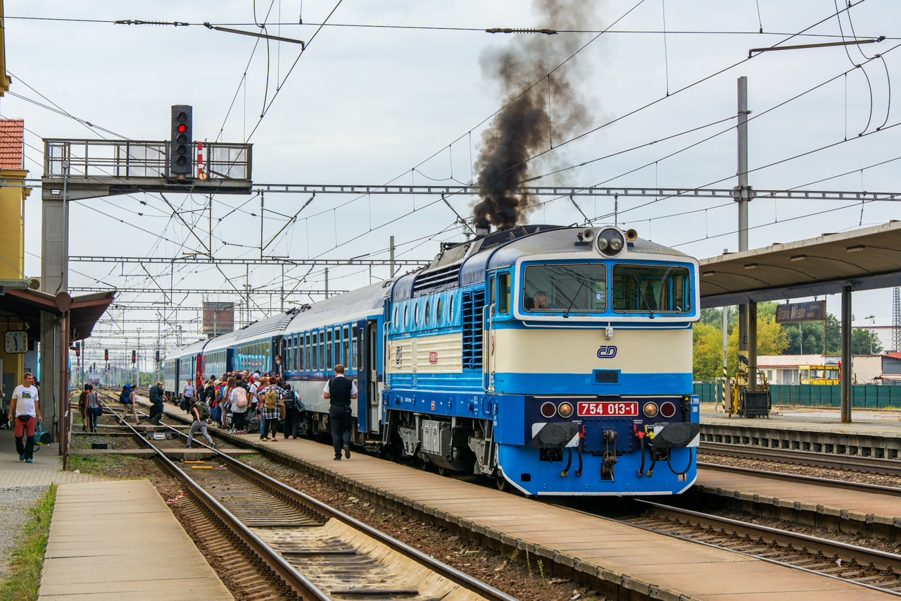 754 013-1