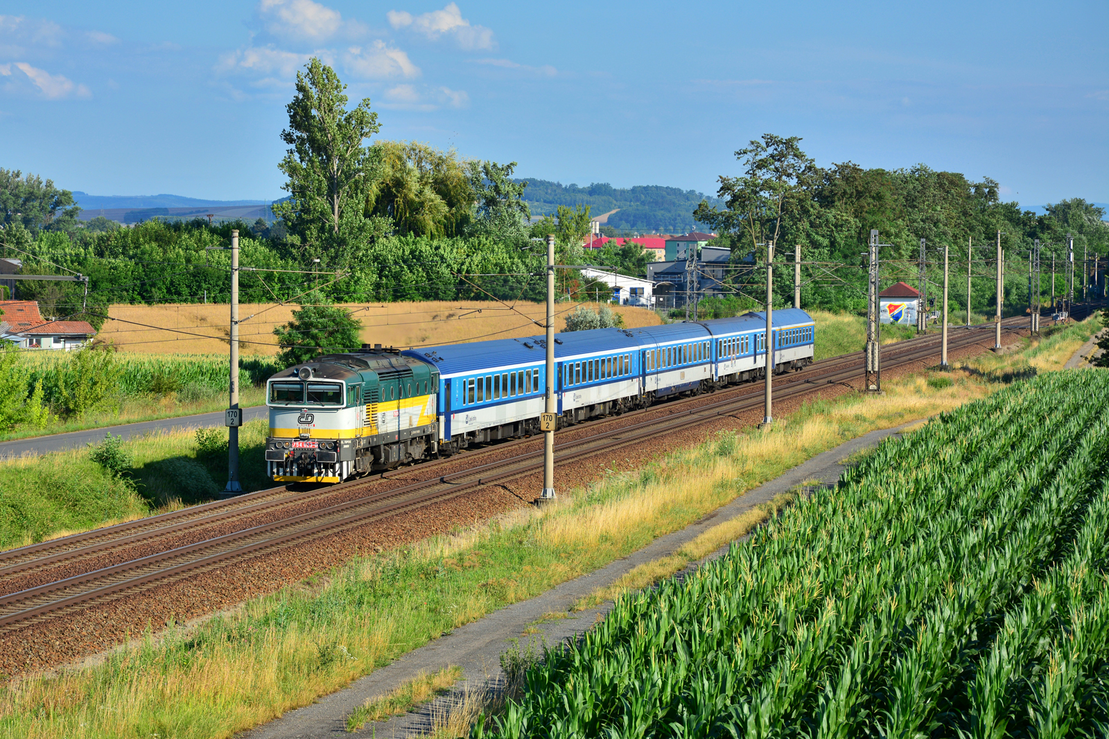 754 023-0
