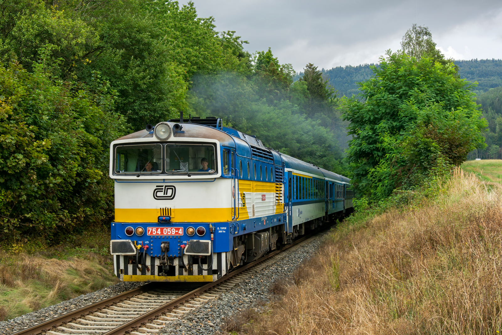 754 059-4