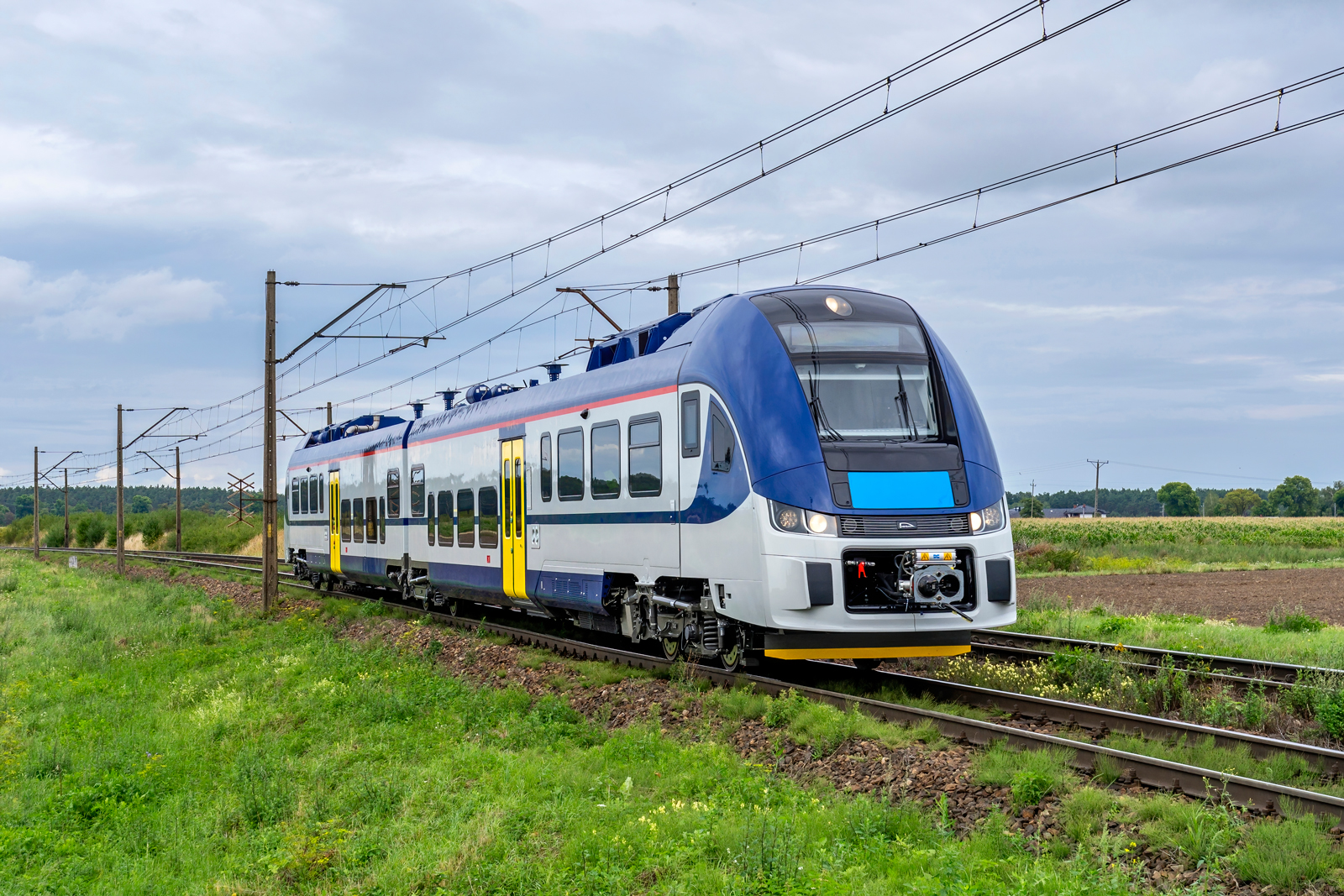 847 011