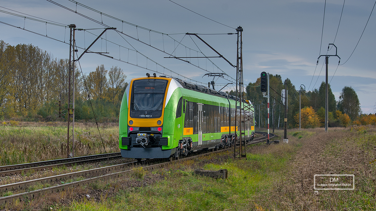 654 003