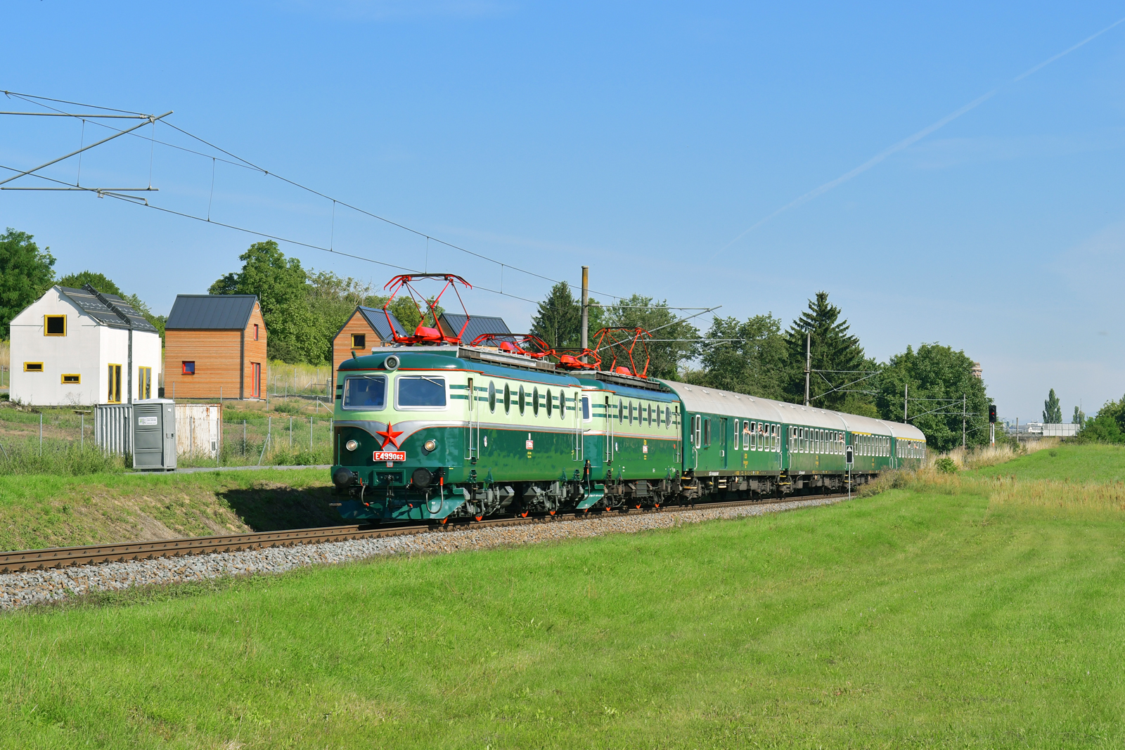 E499.062