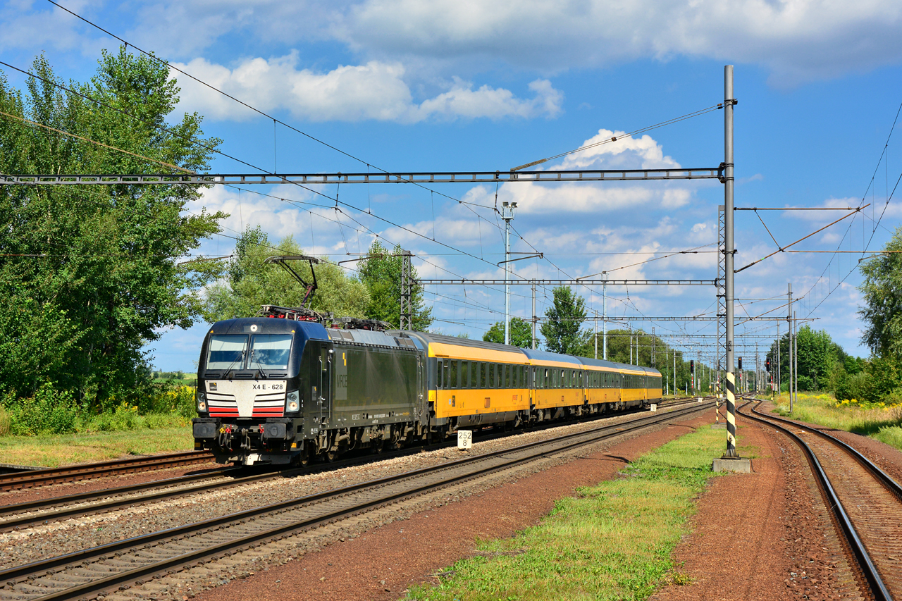 X4E-628