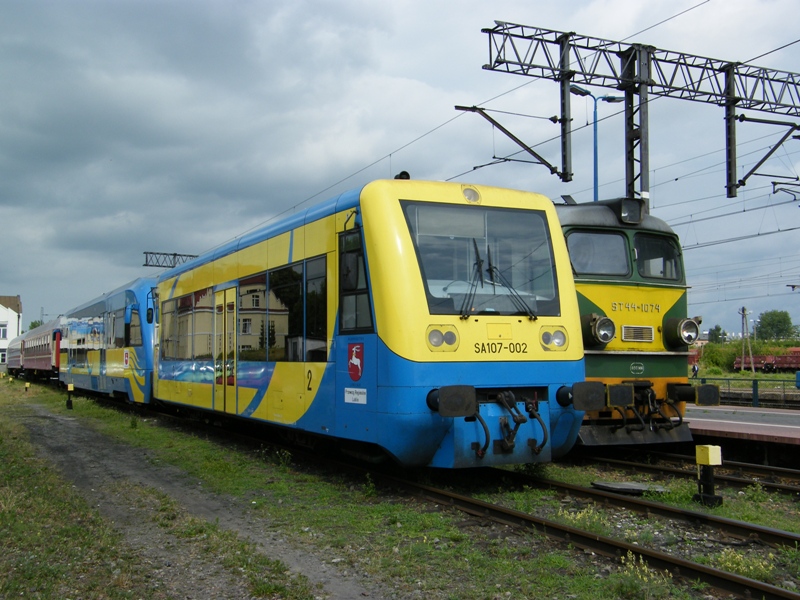 SA107-002