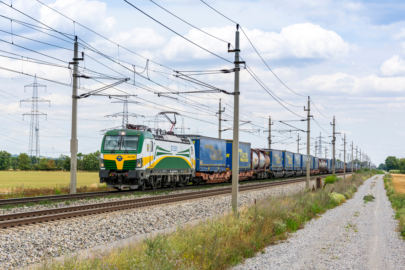 471 002