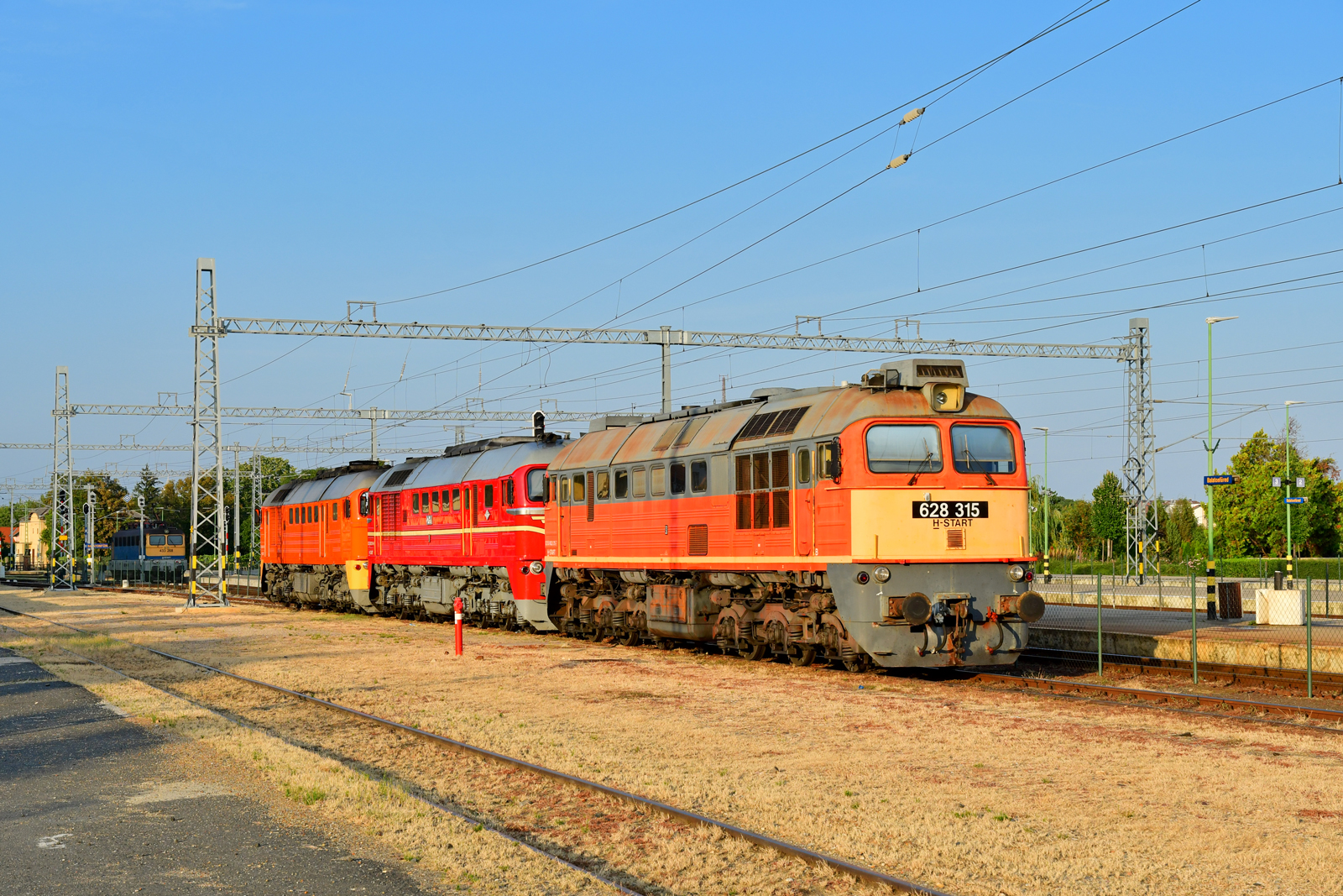 628 315