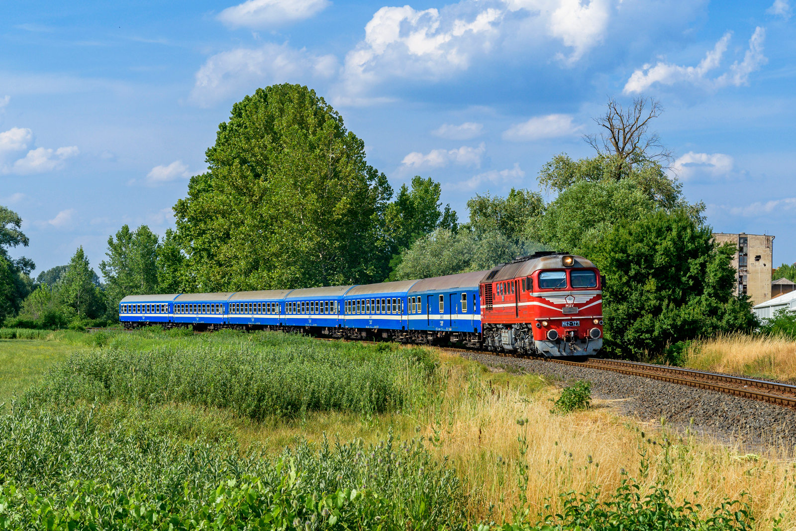 M62-127