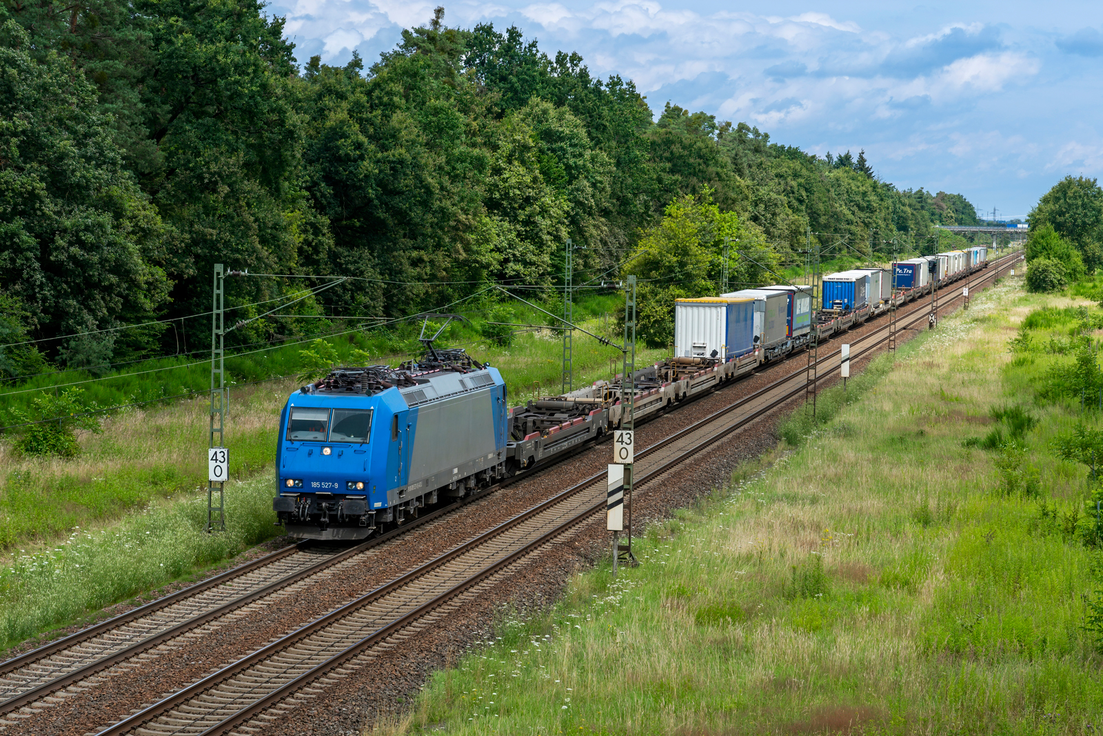 185 527-9