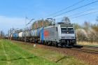 483 256