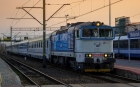 754 037-0
