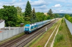 223 068