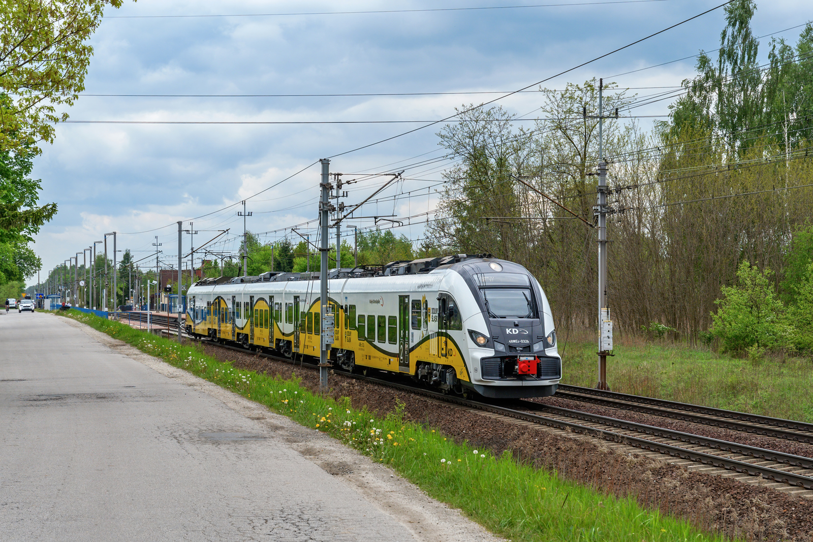 48WEc-032